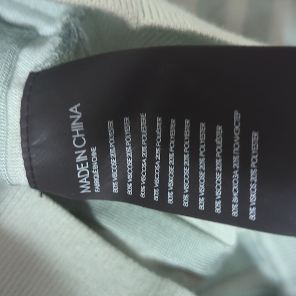 New Club Monaco mint green colored pullover sweater top - Picture 4 of 5